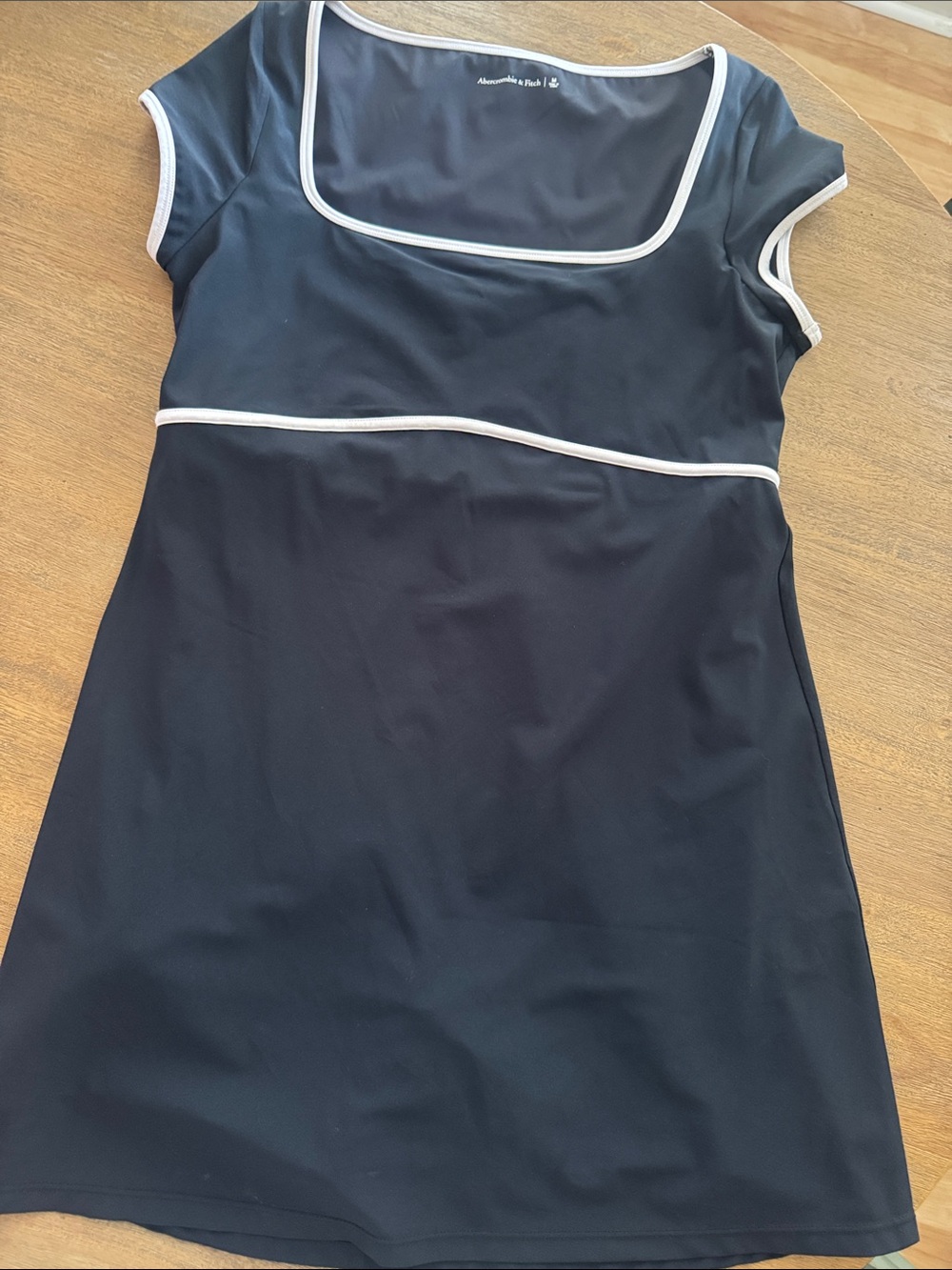 Abercrombie YPB Athletic Dress – Black/White Trim – Size Medium